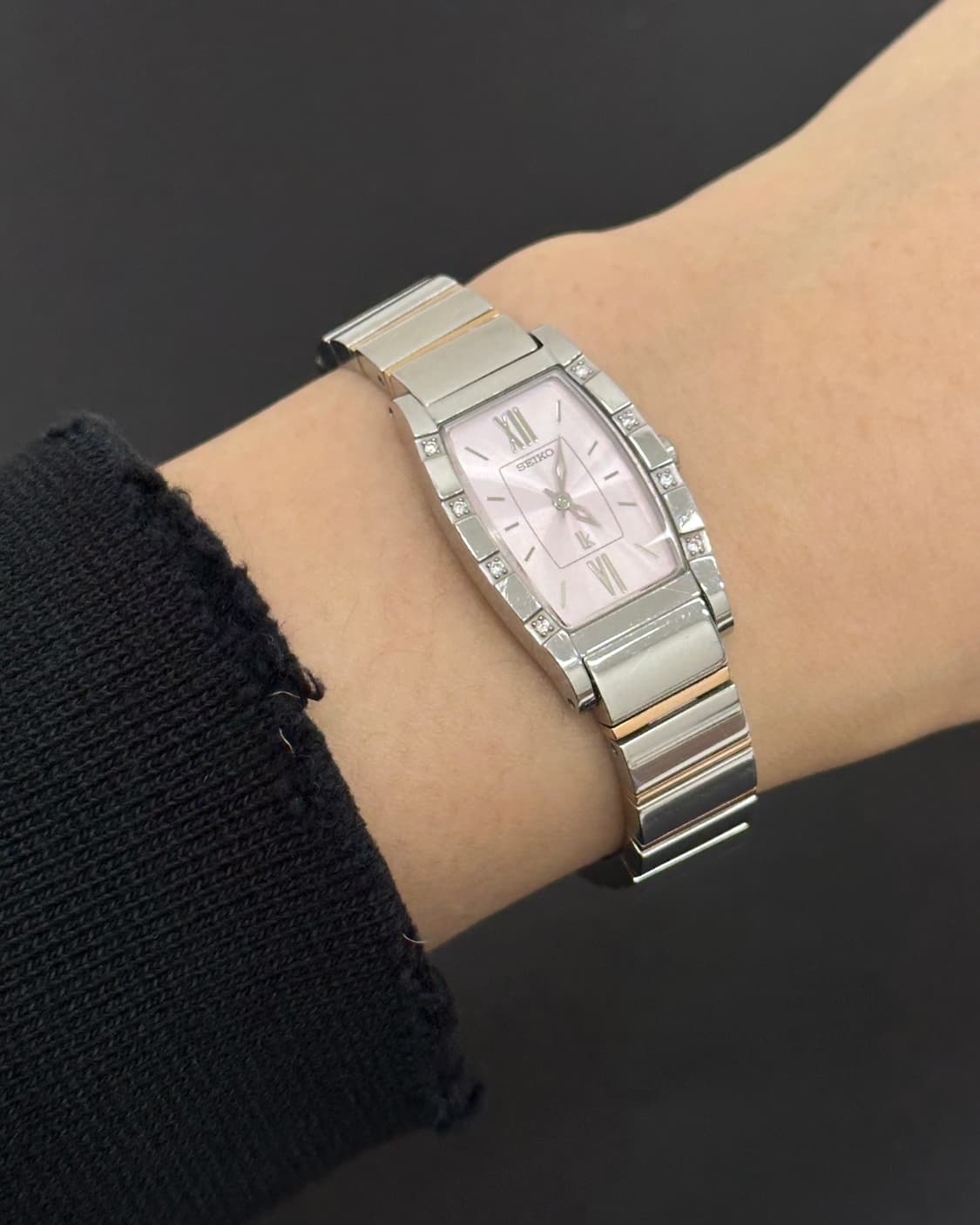 세이코 루키아 핑크 다이얼 큐빅 쿼츠 시계 상품이미지10