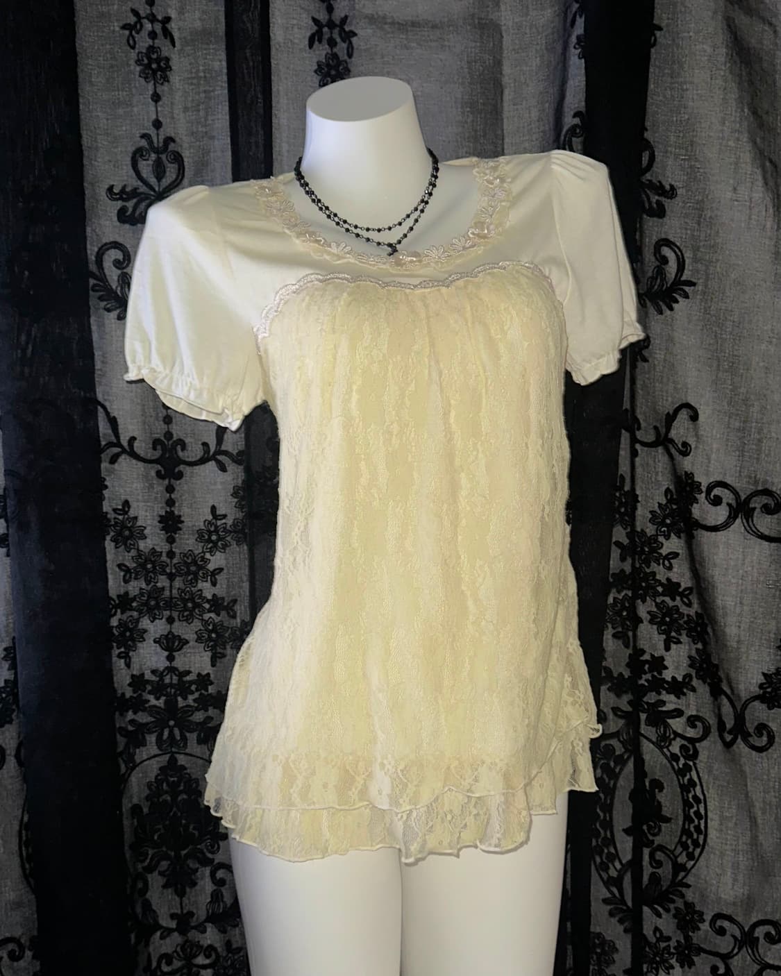 yellow lace Short-sleeve 상품이미지1