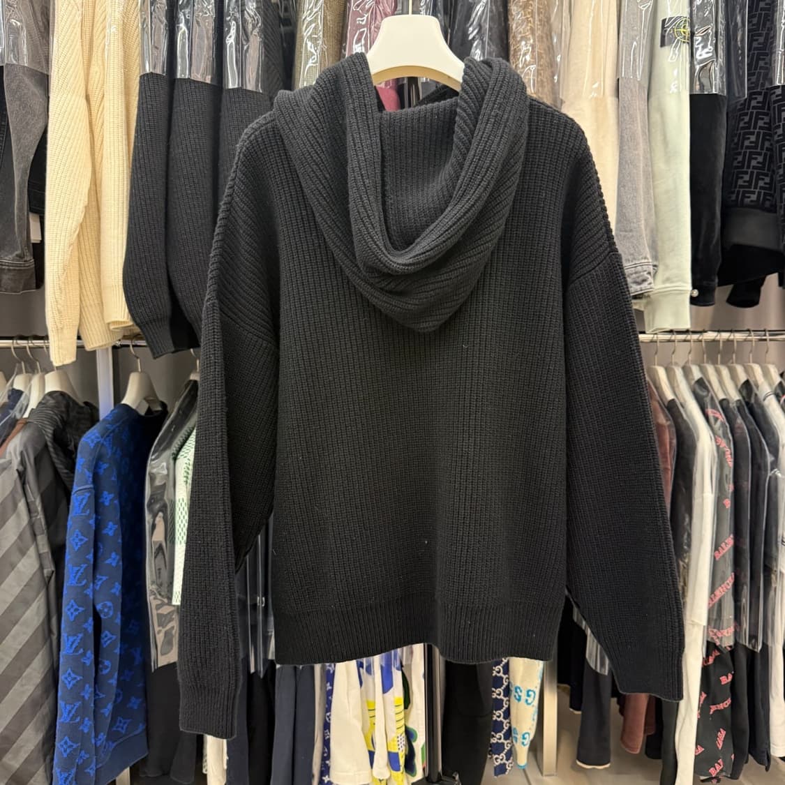 [리오브전포점] 셀린느 리브드 울 로고 니트 후드 상품이미지2