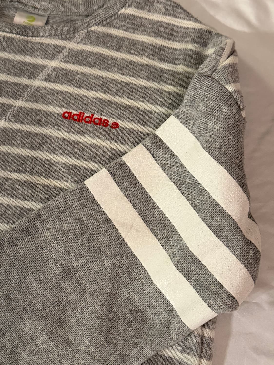 아디다스 네오 스트라이프 니트 상품이미지2