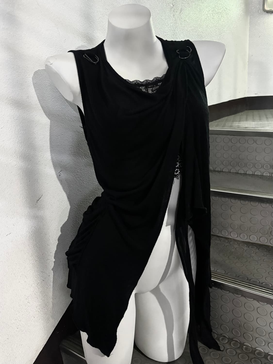 Asymmetric Draped Strap Layered Top 상품이미지5