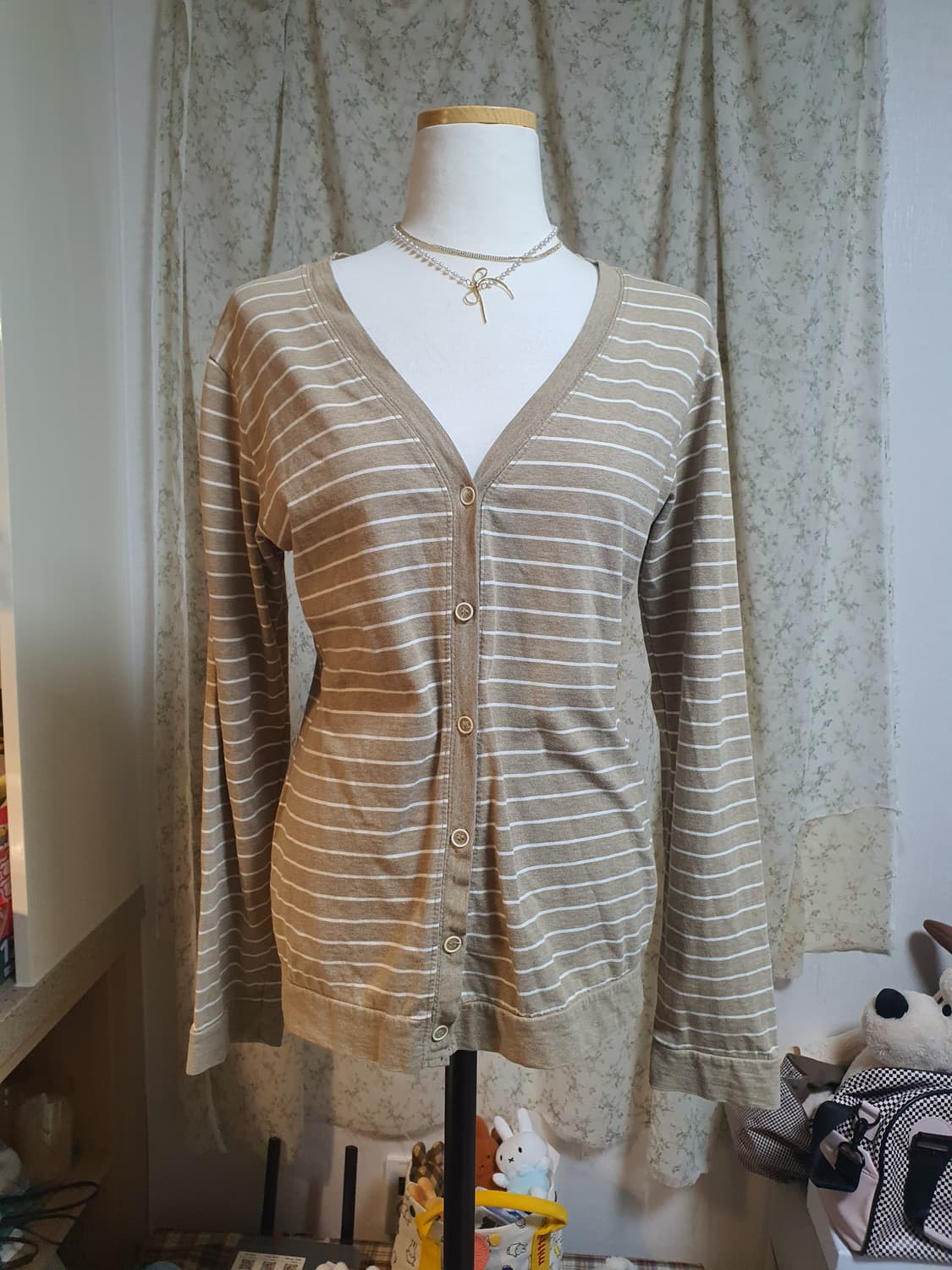 [빈티지] 베이지 스트라이프 브이넥 가디건 상품이미지1