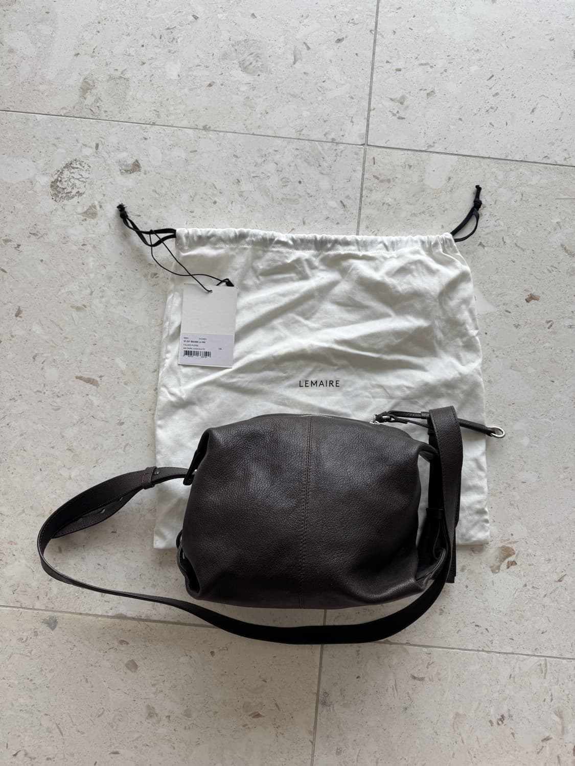 르메르 Lemaire 폴디드 백 다크 브라운 제니 가방 새상품 컨디션은  상품이미지2