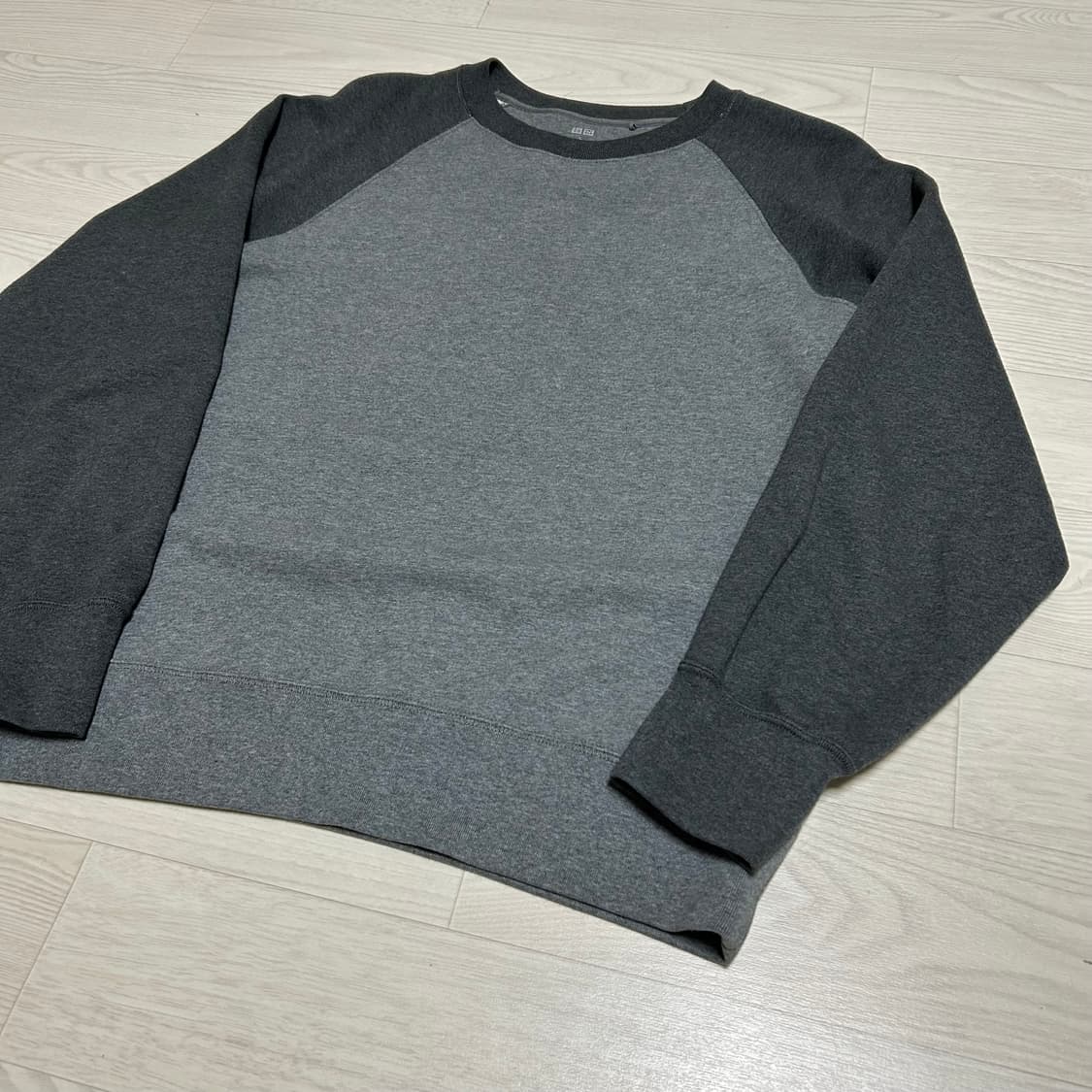 [L] 유니클로 레글런 스웻셔츠 상품이미지2