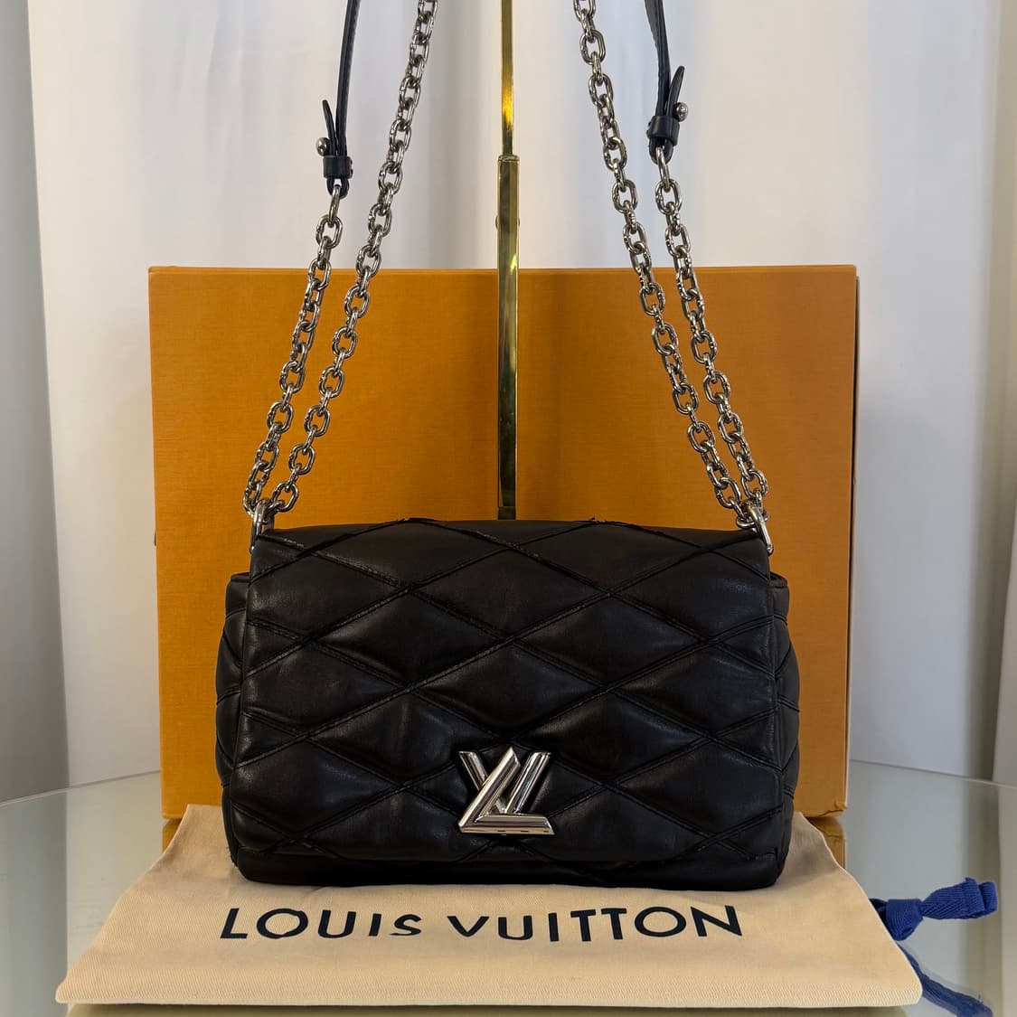 루이비통 말타쥬 트위스트 숄더백 크로스백 PM 상품이미지2