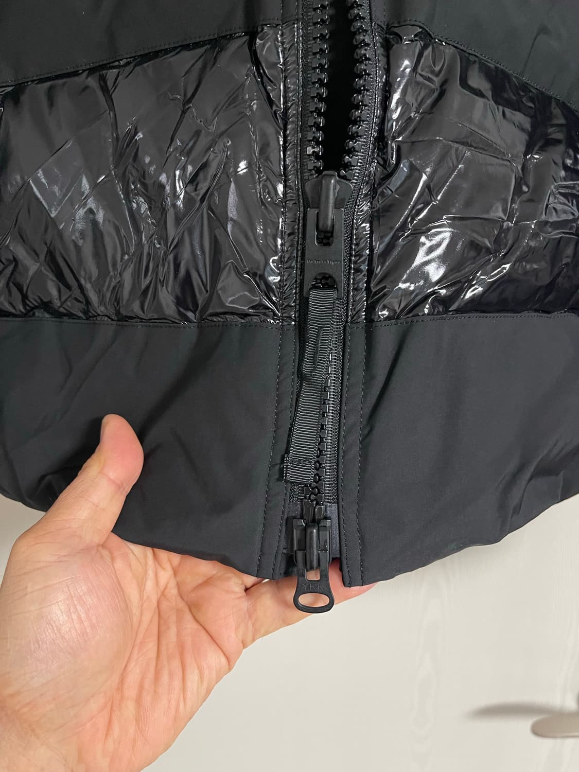 오니츠카 타이거 덕 다운 아우터 블랙 M 상품이미지5