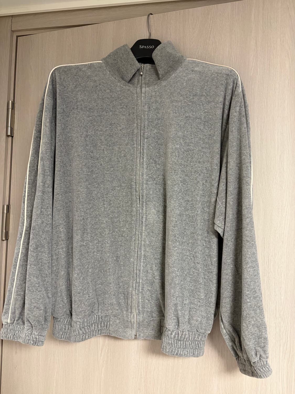 Standalone 스탠드얼론 벨벳 집업 상품이미지1