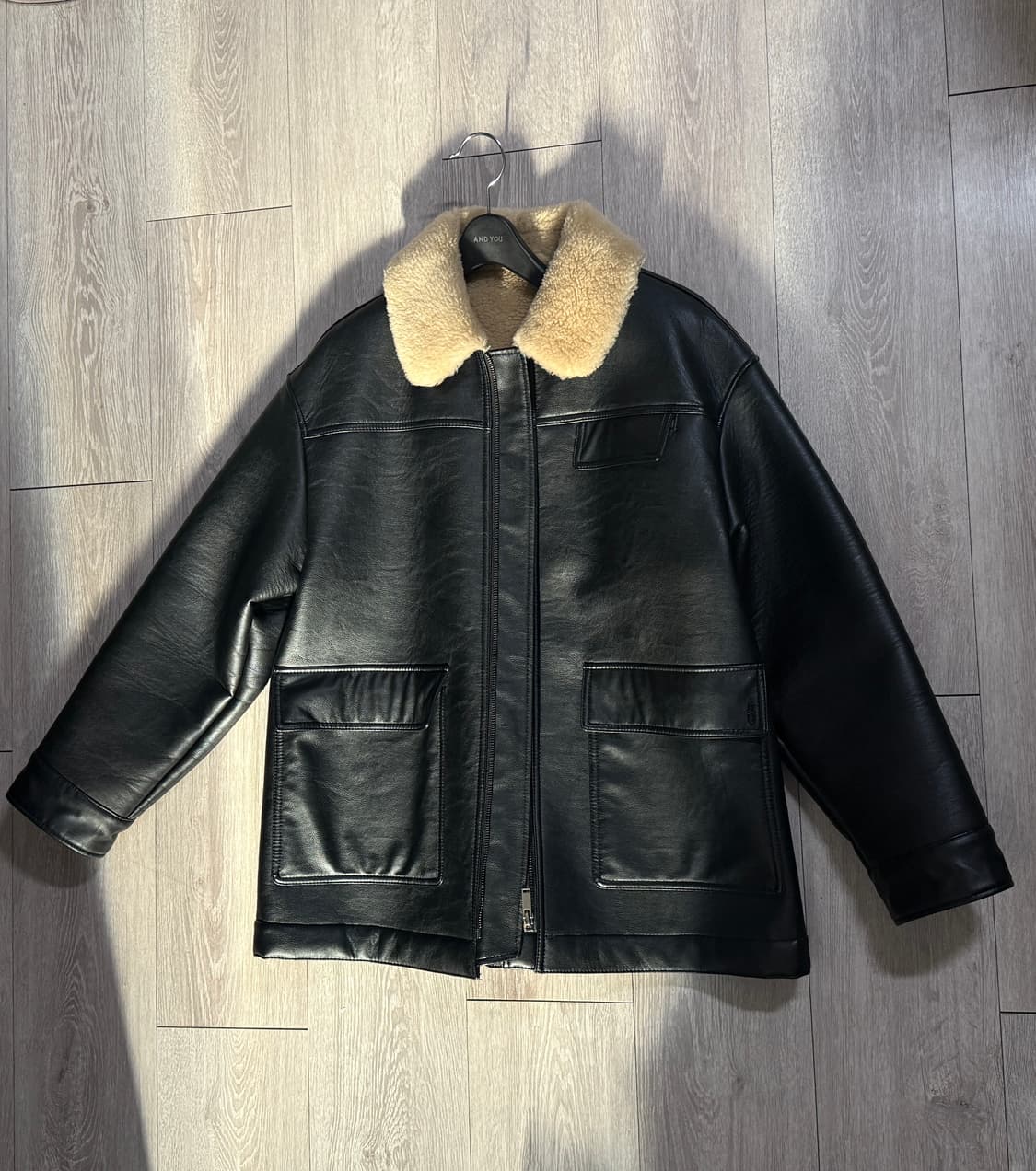 앤유 퍼카라 무스탕 상품이미지1