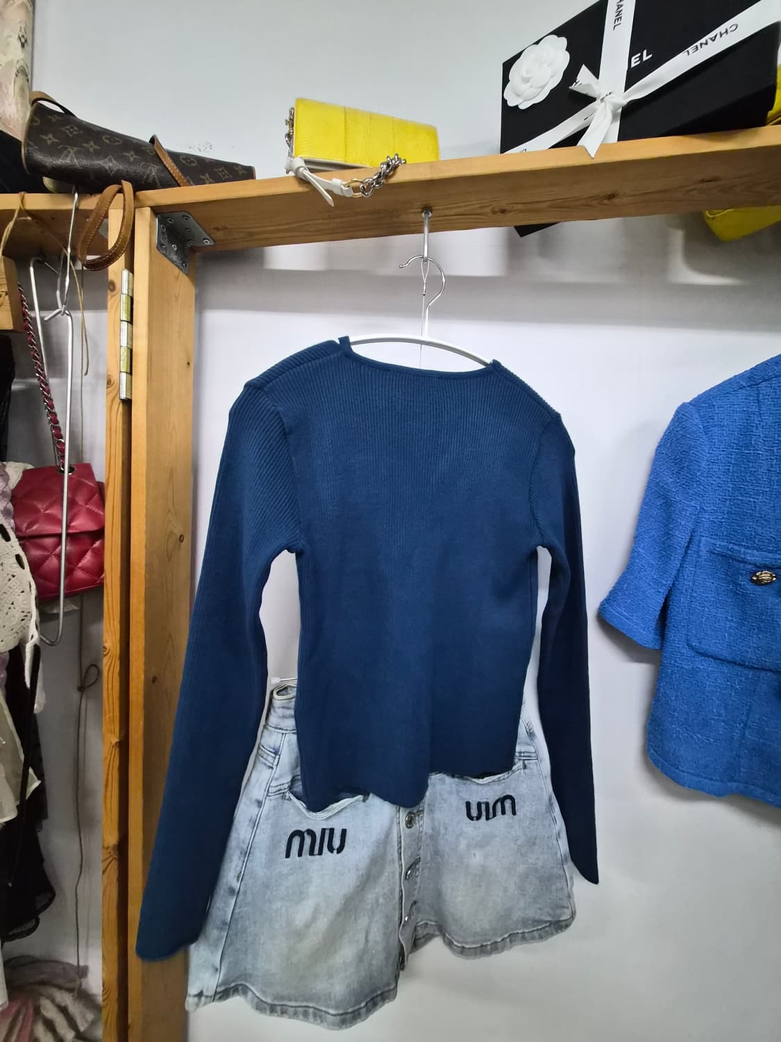 이로 언발 포인트 니트티 상품이미지6