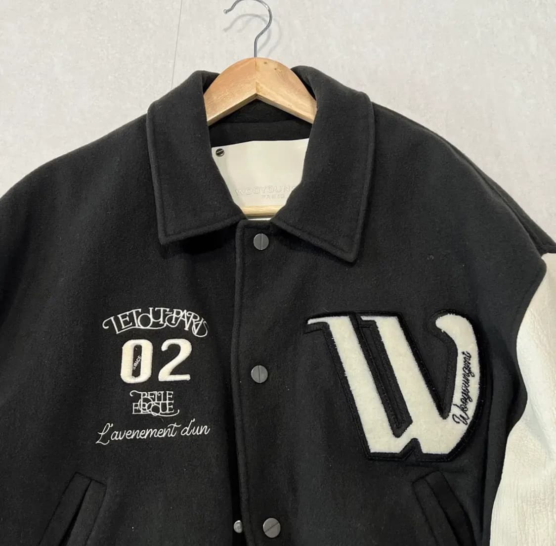 우영미 그레이 바시티 자켓 상품이미지4