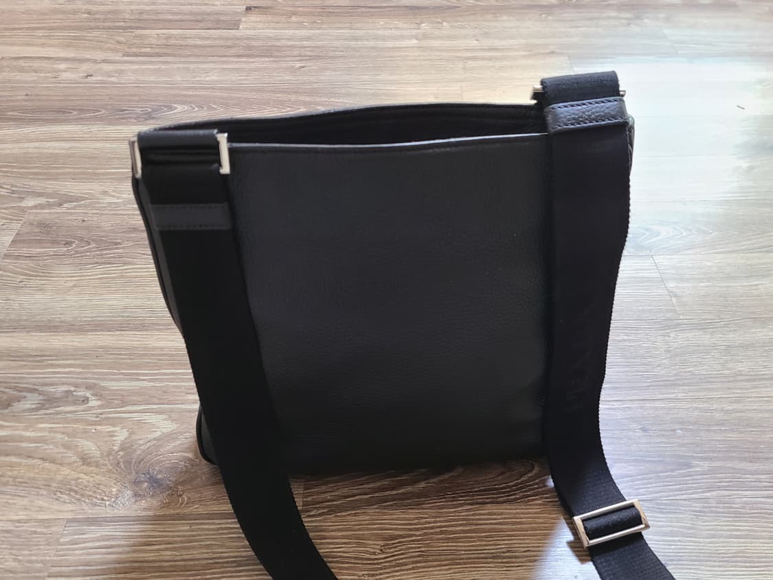 프라다 레더 크로스백 반돌리에숄더백테수토호보백네오노에구찌루이비통디올호보백 상품이미지8