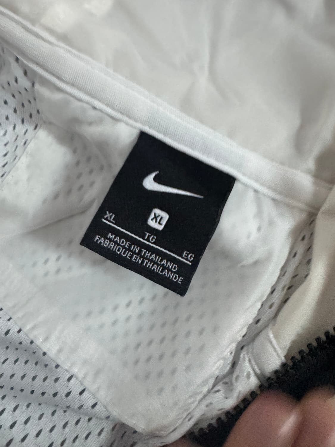 나이키 스우시 바람막이 후드 아노락 자켓 XL 화이트 상품이미지3