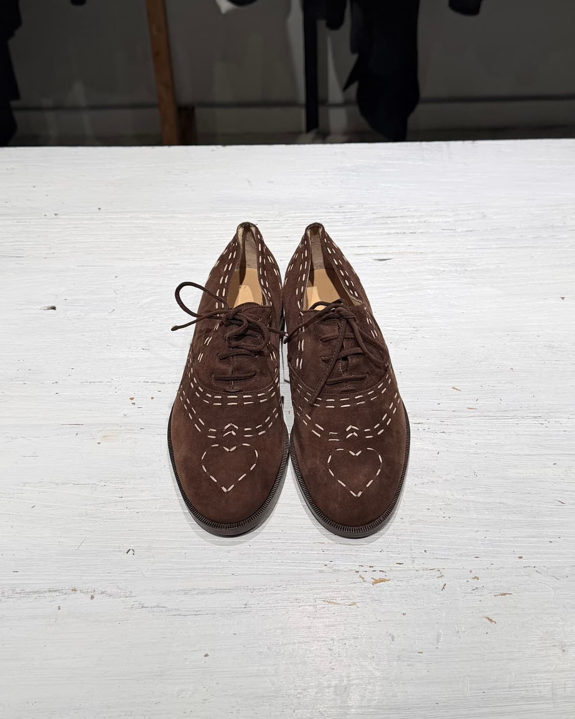 모스키노 브라운 스웨이드 화이트 스티지 하트 더비 슈즈 상품이미지2