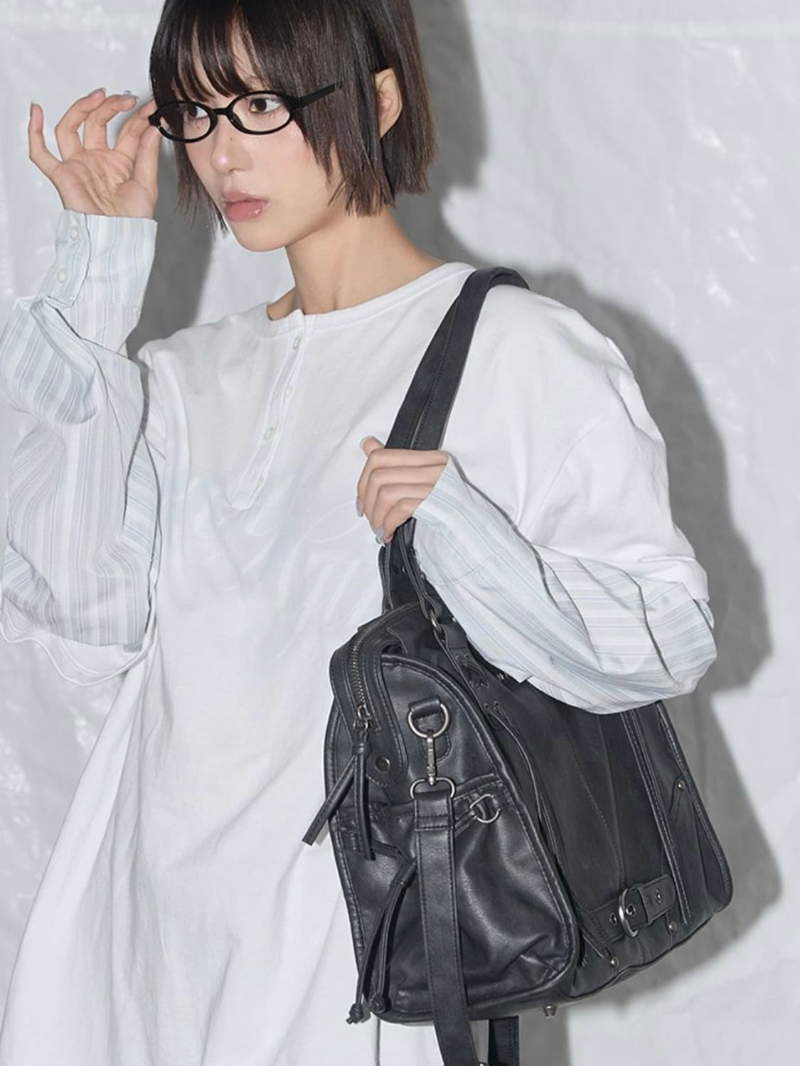 벨티드 워싱 레더백 (BLACK) F25QE990 상품이미지7