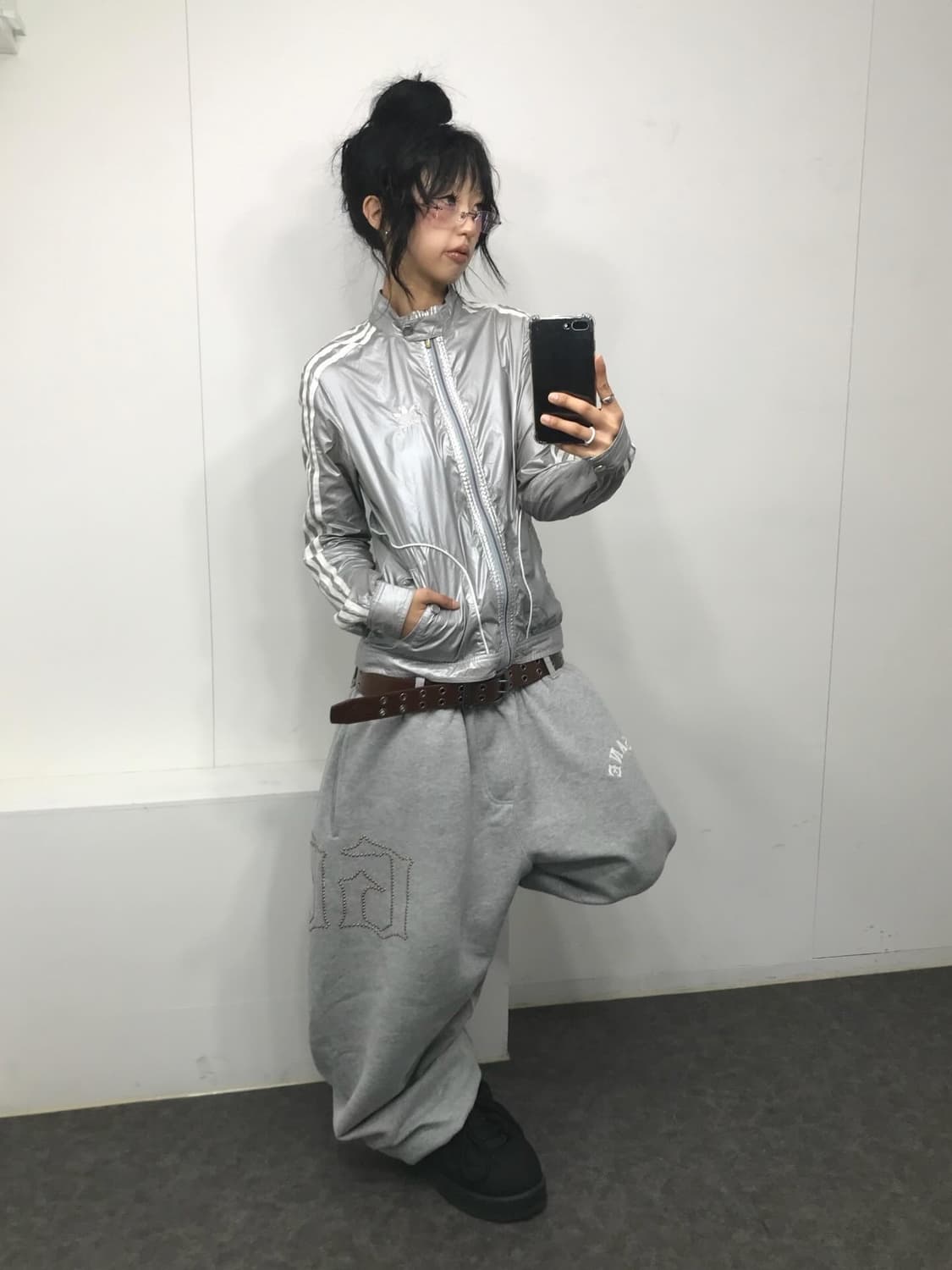 아디다스 오리지널스 실버 바람막이 상품이미지4