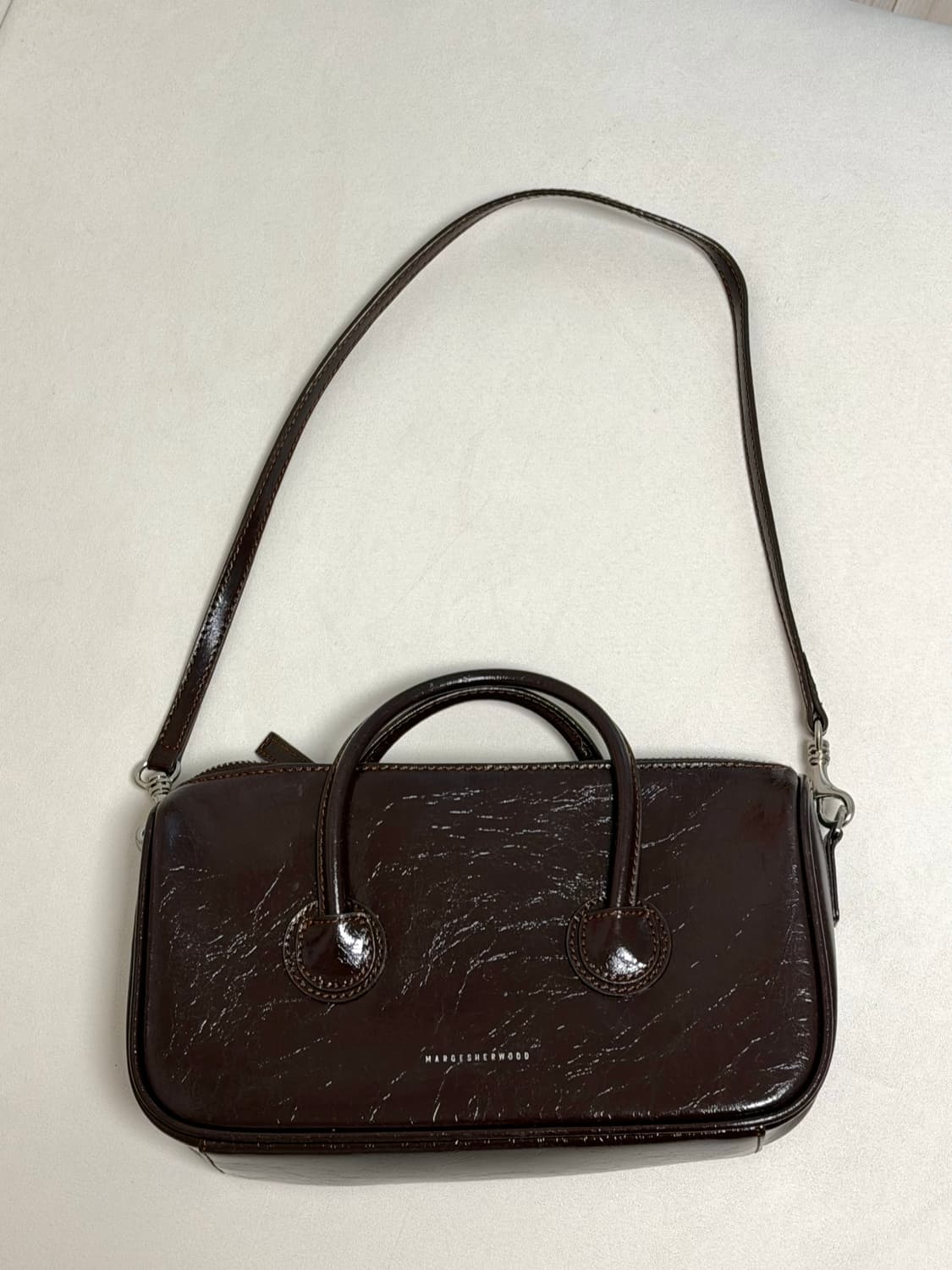 마지셔우드 지퍼 스몰백 브라운 상품이미지1