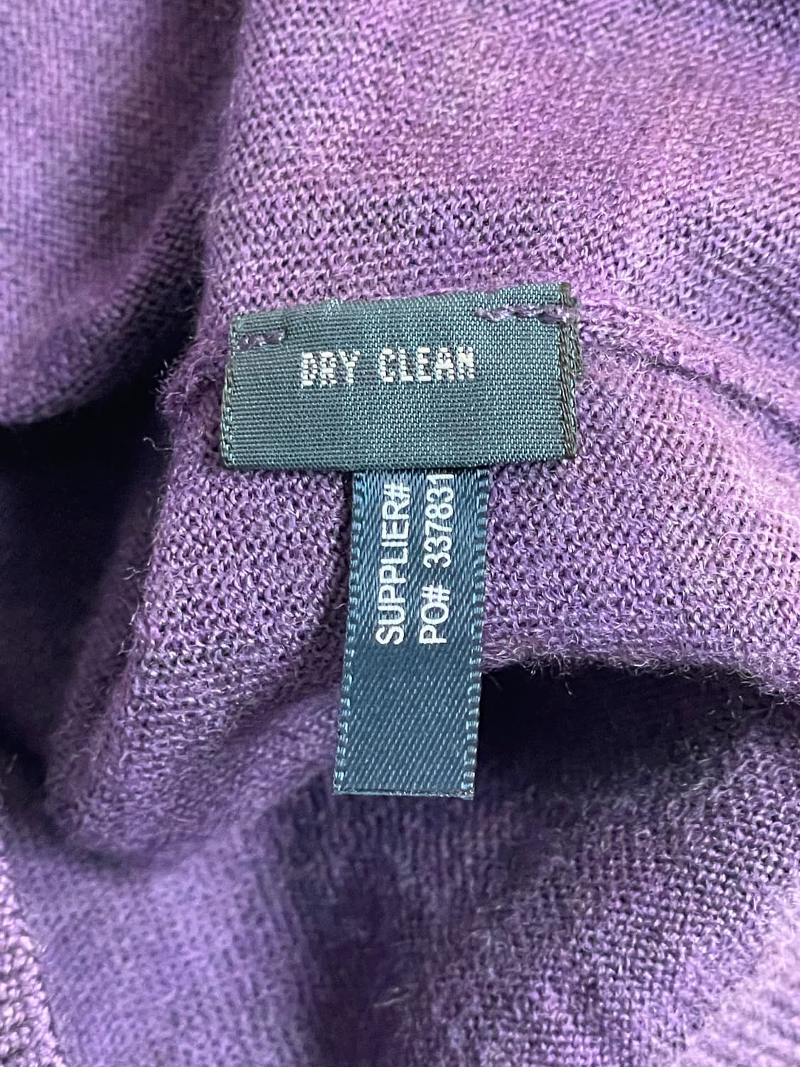 폴로 브이넥 니트  상품이미지5