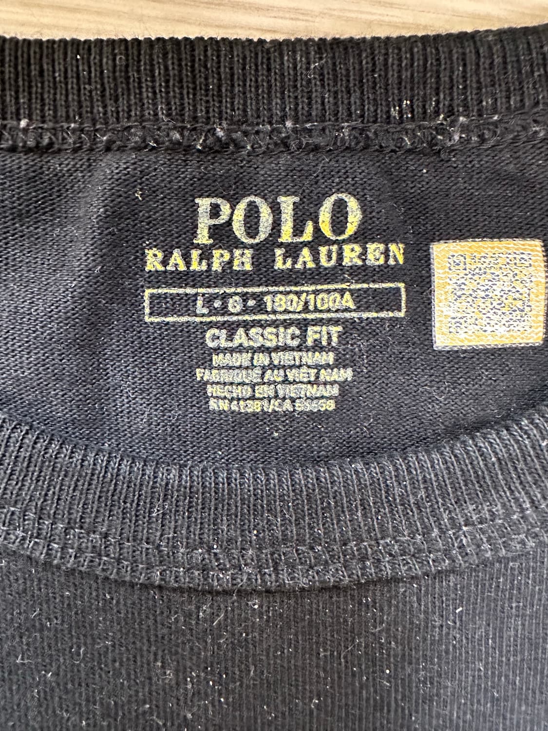 폴로 크루넥 티셔츠 블랙 상품이미지2