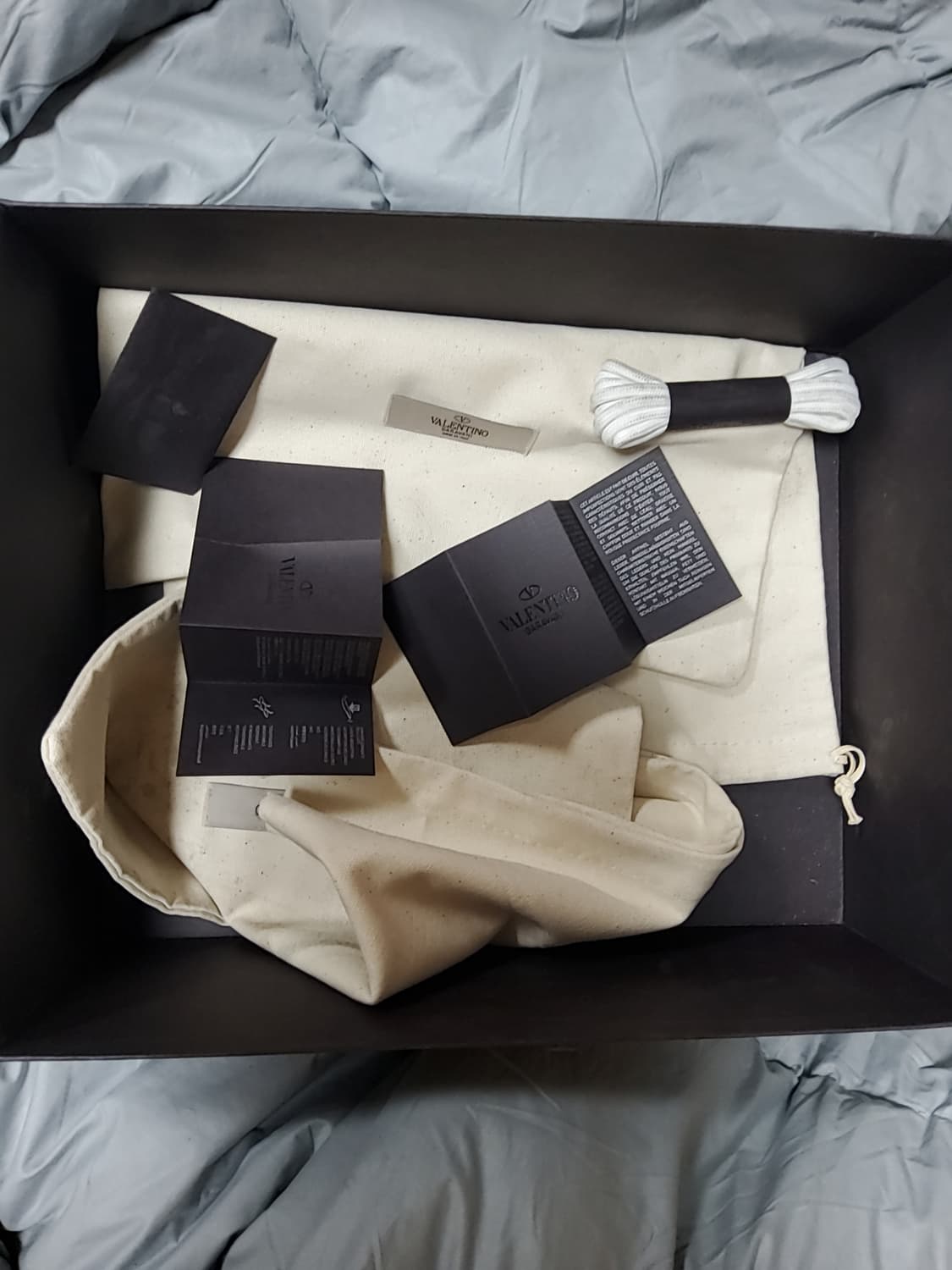 발렌티노 가라바니 스니커즈 검보이 43 상품이미지8