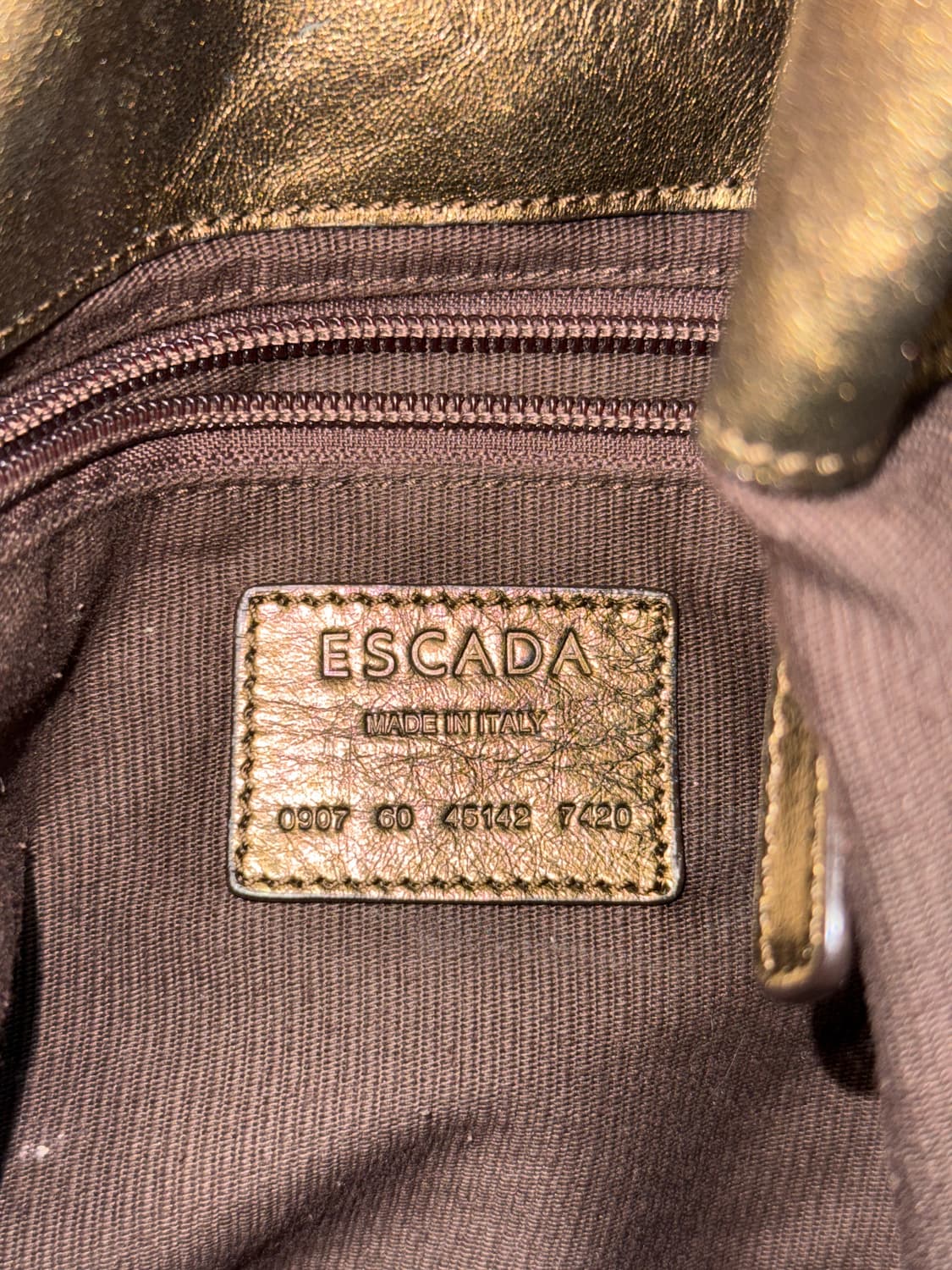 ESCADA gold punching buckle tote bag 상품이미지6