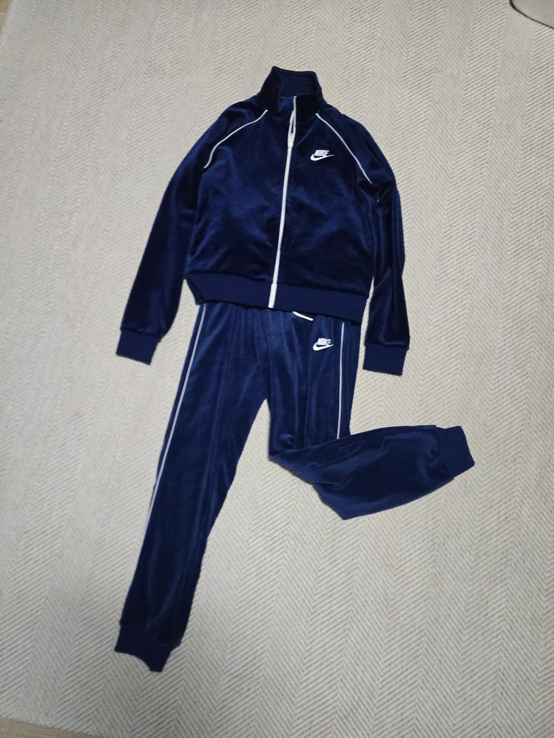 나이키 벨벳 트랙탑 저지 셋업 상의 S 하의 S (55) 상품이미지5