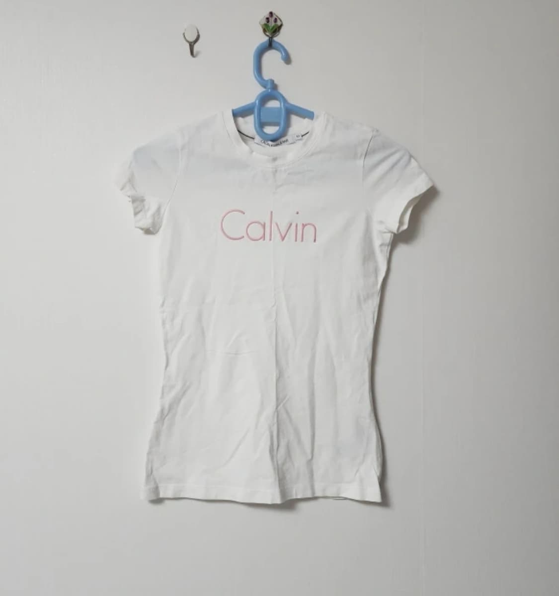 Calvin klein 캘빈클라인 여성 반팔 티셔츠 슬림핏 핑크  XS 상품이미지2