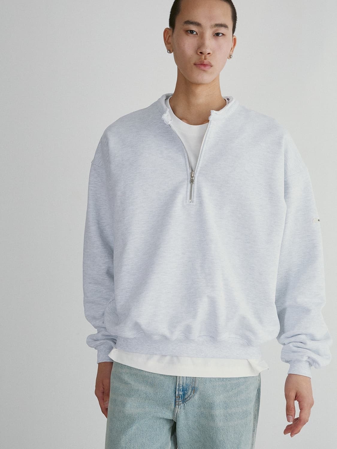 [새상품] 렉토 로우 엣지 카라 스탠드 하프 집업 반집업 맨투맨 그레이 상품이미지2