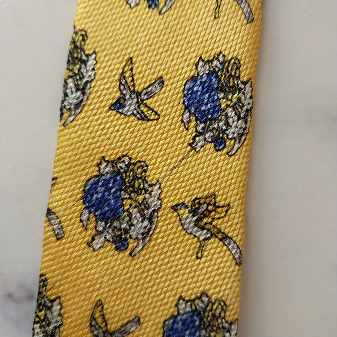 니나리치 실크 옐로우 새 모티브 넥타이 9.6cm A등급 K1942
 상품이미지9