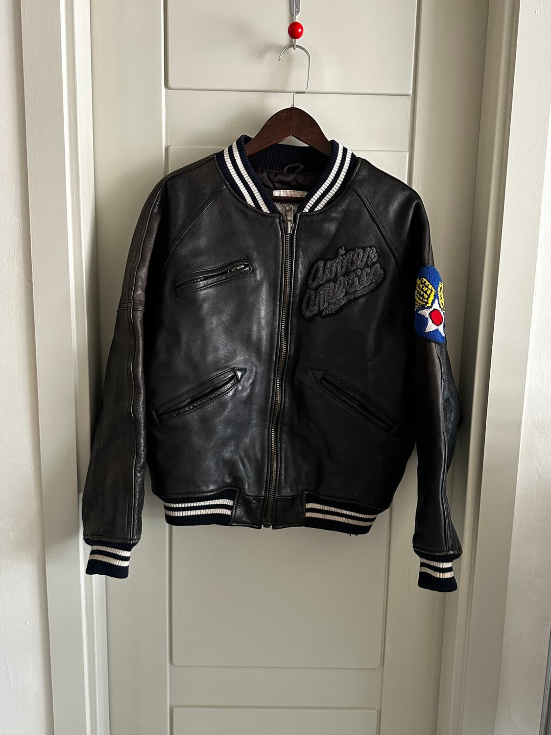 90s Avirex 아비렉스 트랙필드 레더 바시티 자켓 상품이미지4