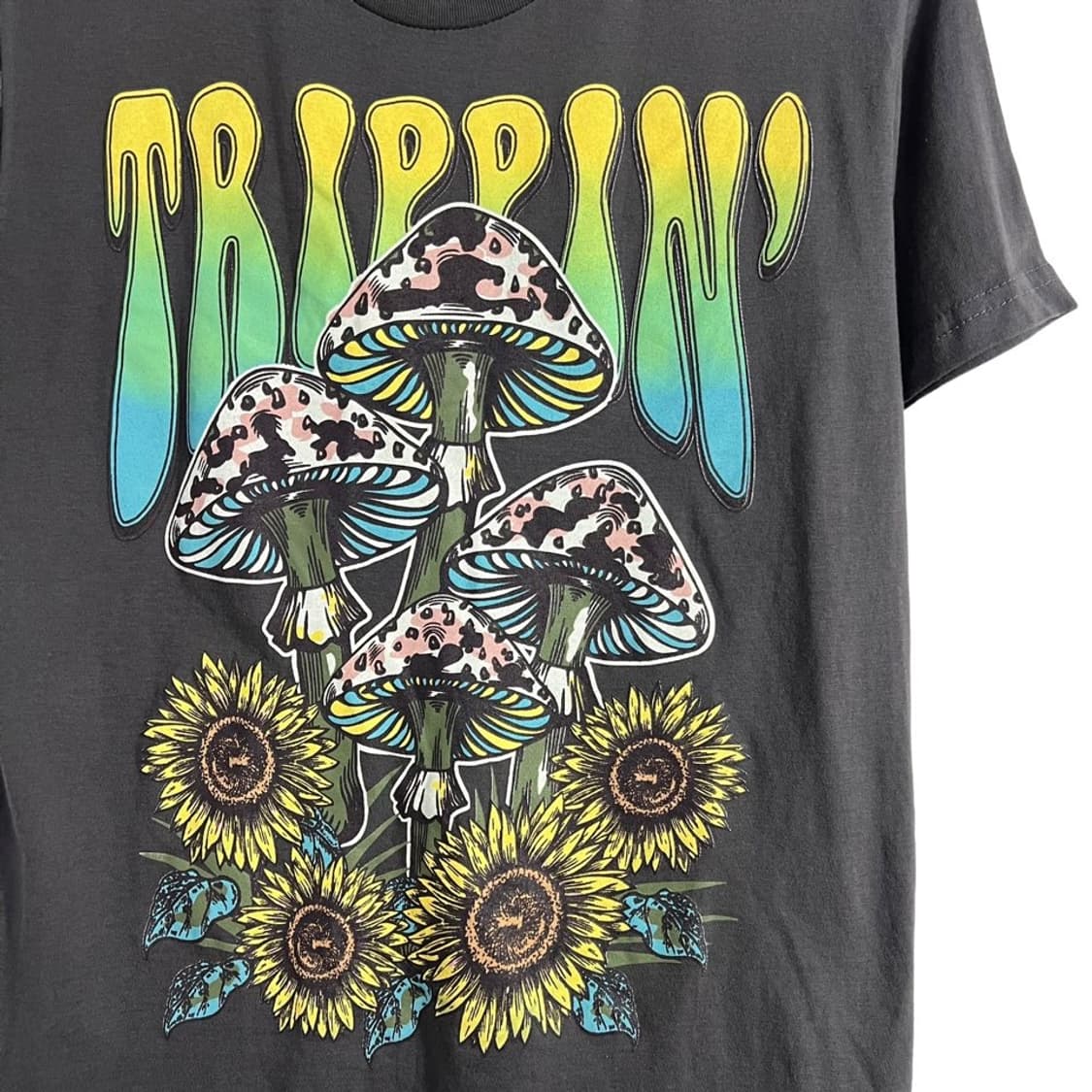 새상품 머쉬룸 프린팅 반팔티 상품이미지5