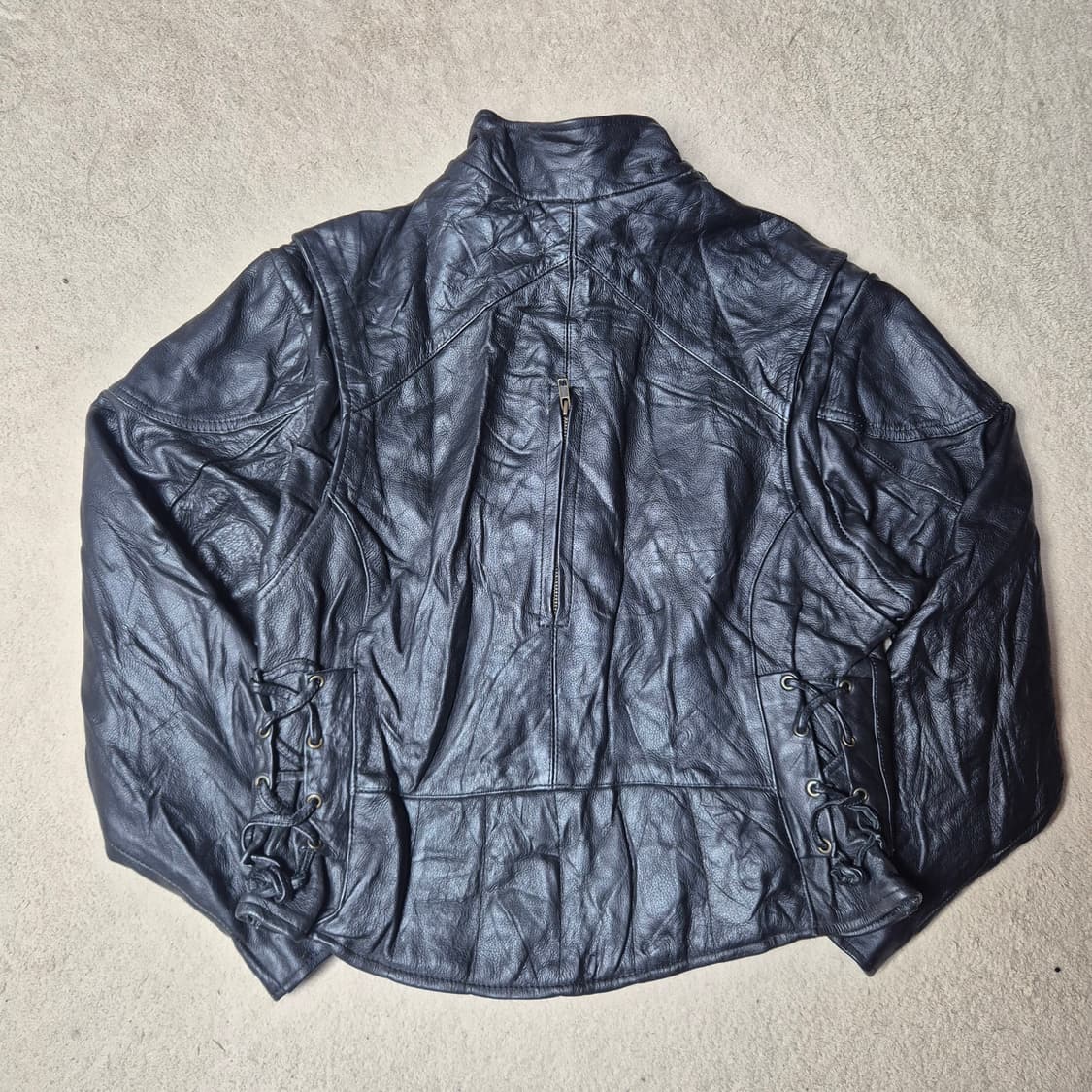 라이더 자켓 소가죽


  상품이미지5