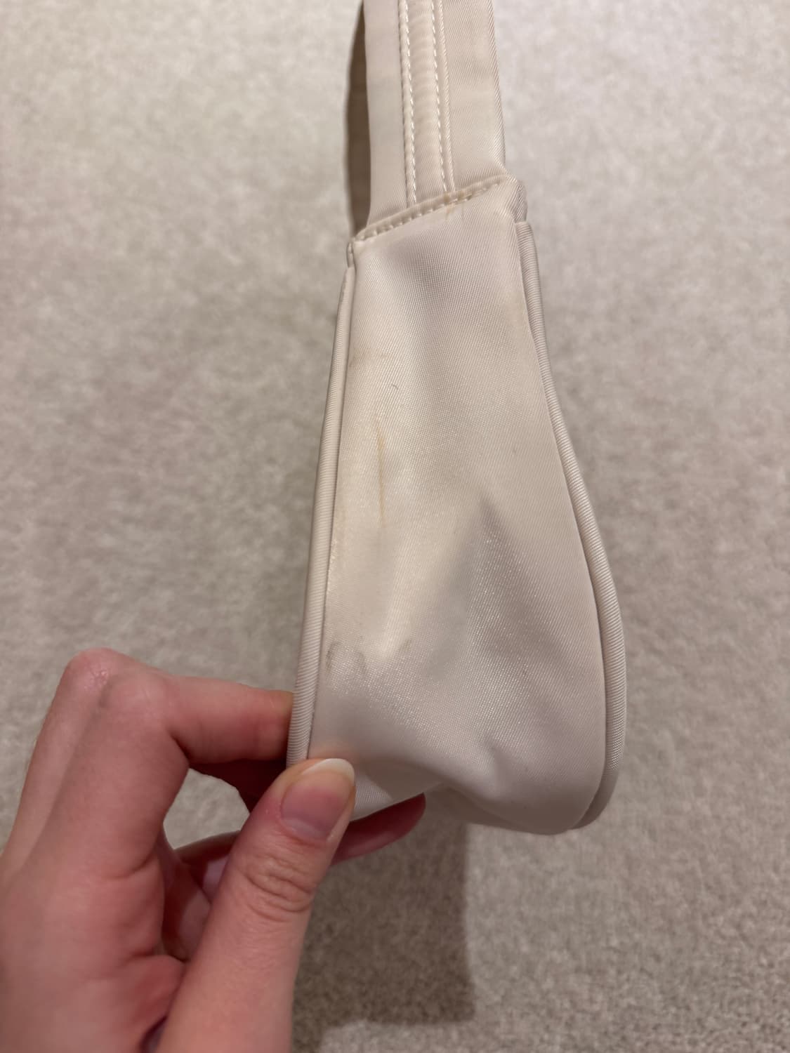 Praying 아이보리 숄더백 상품이미지3