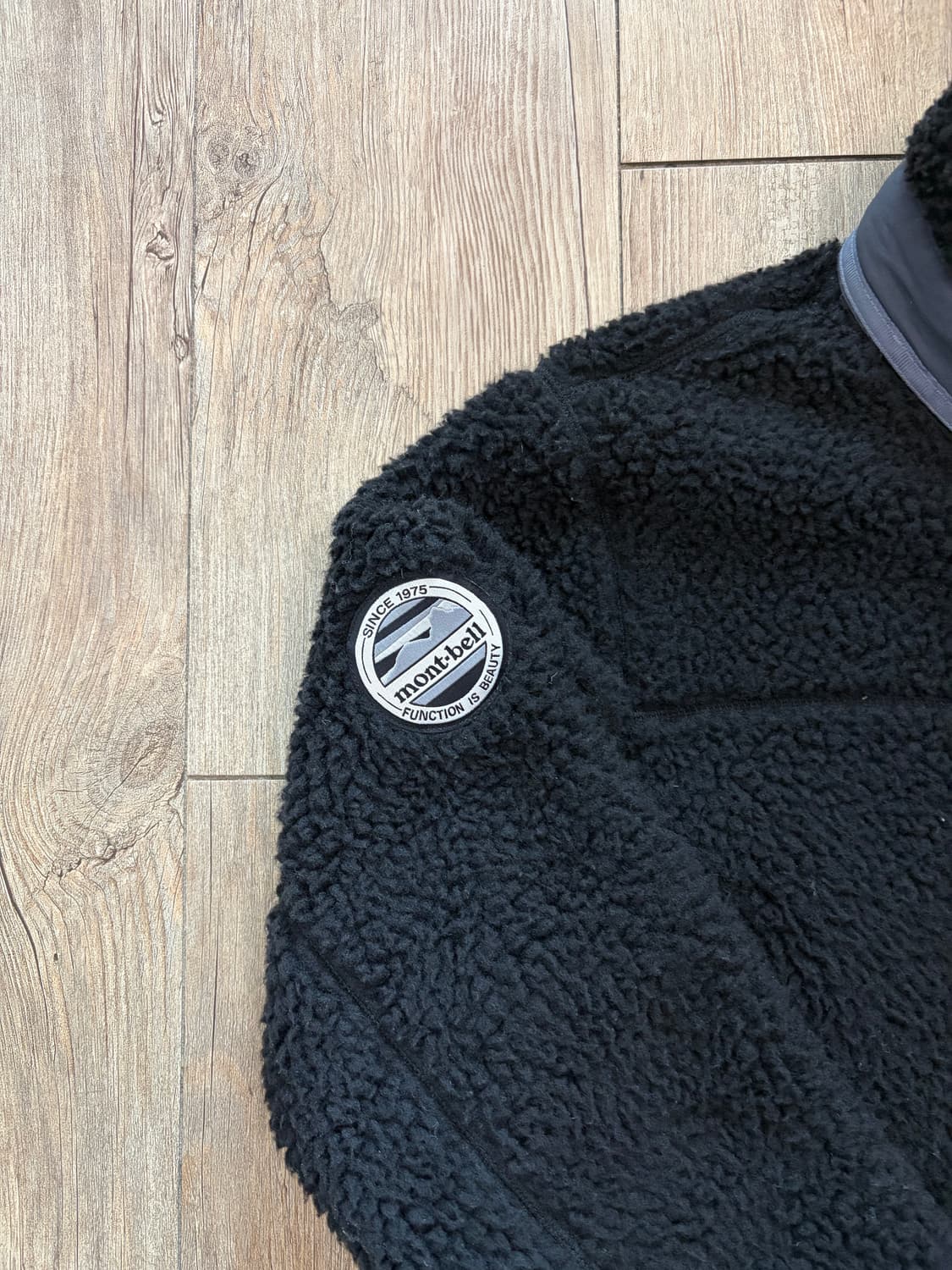 몽벨 후리스 블랙(90) 상품이미지2