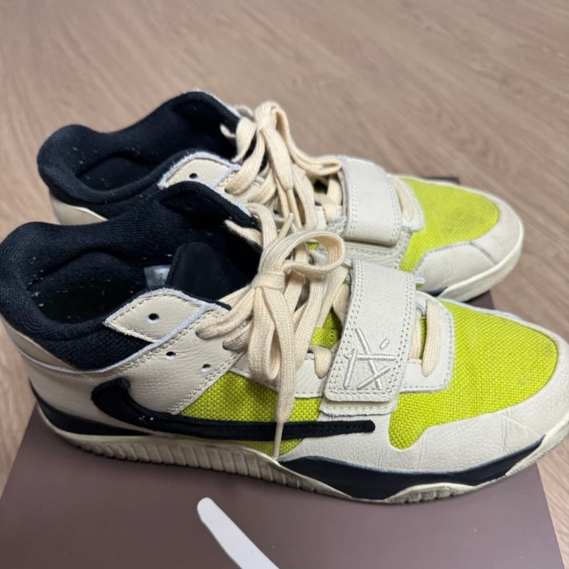 조던 x 트래비스 스캇 점프맨 잭 TR 브라이트 캑터스잭 상품이미지4