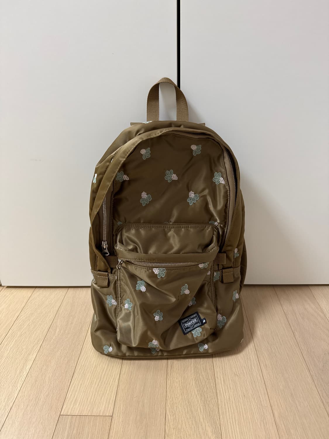 미나 페르호넨 x 요시다포터 데이백 라이트베리 백팩 상품이미지1