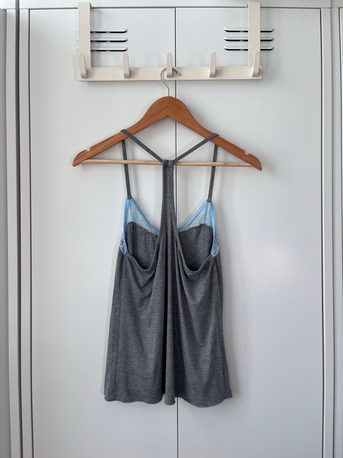 Honeyden 레이스 리본 홀터넥 슬리브리스 상품이미지9