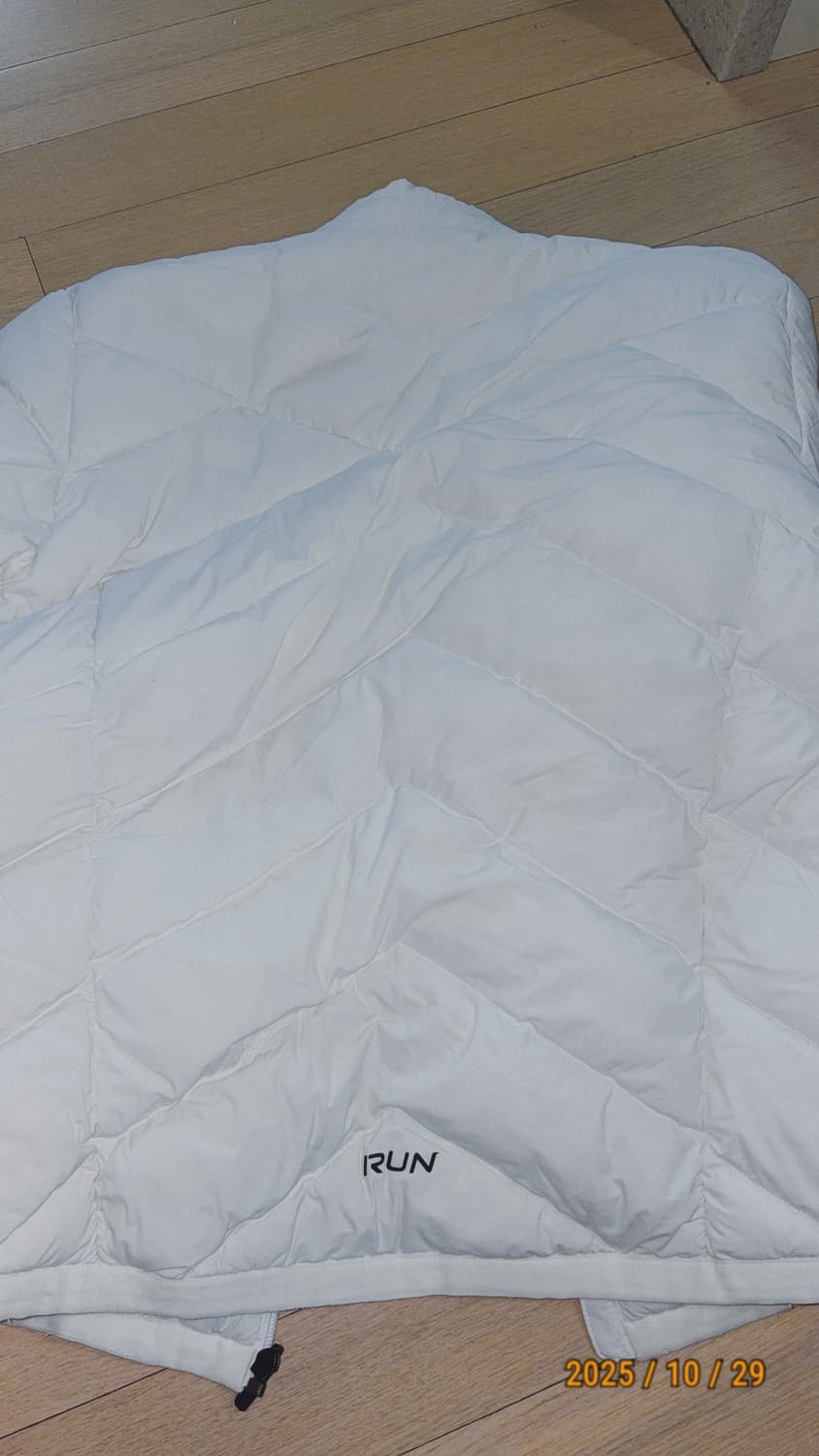 데상트 패딩 상품이미지3