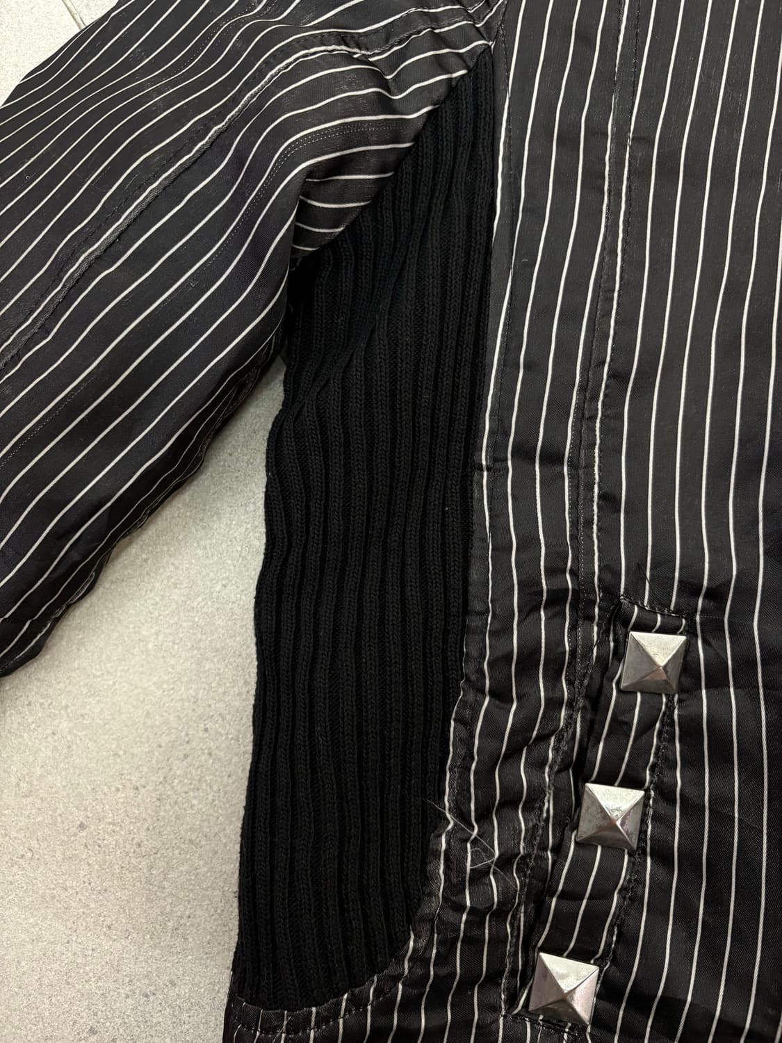 DIG DEEP 스트라이프 스터드 점퍼 상품이미지6