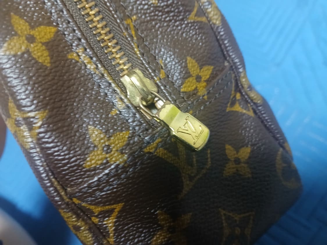 루이비통 정품 토왈레트 28 클러치 상품이미지3