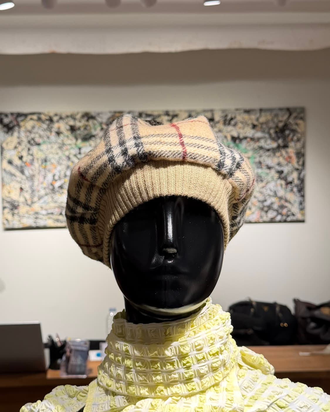 버버리 베이지 노바 체크 램스울 베레모 상품이미지4