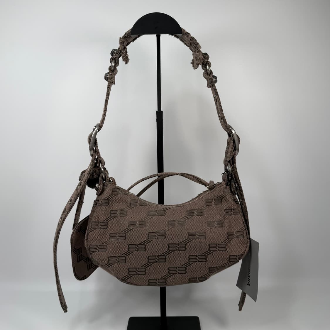 발렌시아가 BB 모노그램 르 카골 자카드 숄더백 상품이미지3