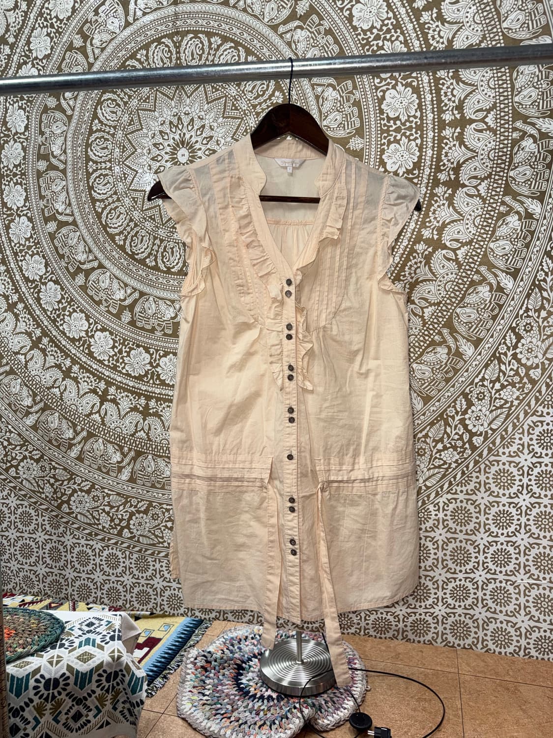 PAIGEYNN 여성 버튼 디테일 민소매 롱 베스트  상품이미지2