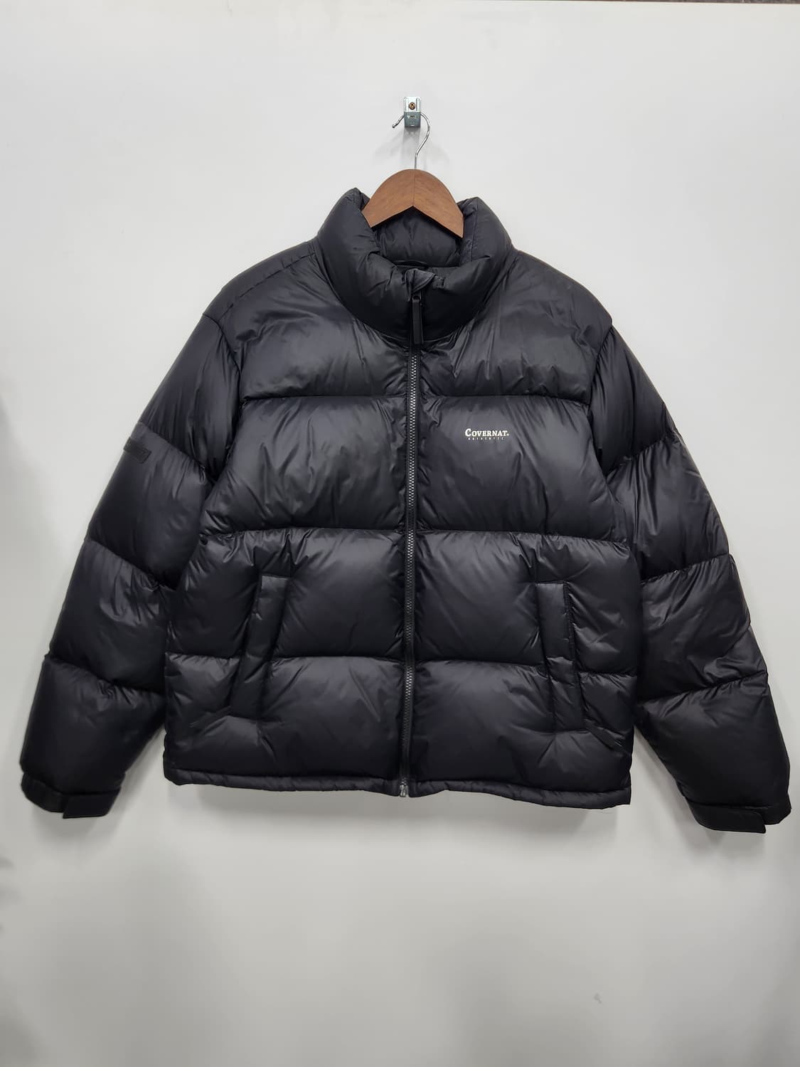 커버낫 로고 블랙 패딩 상품이미지1