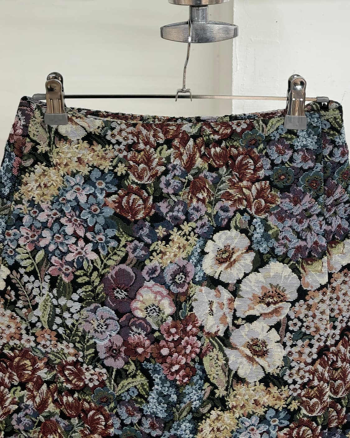 슈슈통 플라워 자카드 미디 스커트 상품이미지2