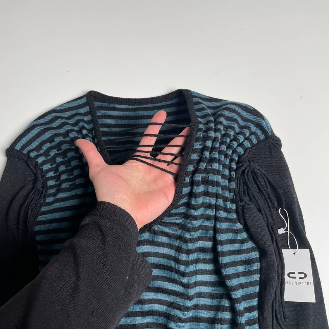 Tg.m 긴 끈 블루 스트라이프 롱슬리브 니트 (italy)   상품이미지4