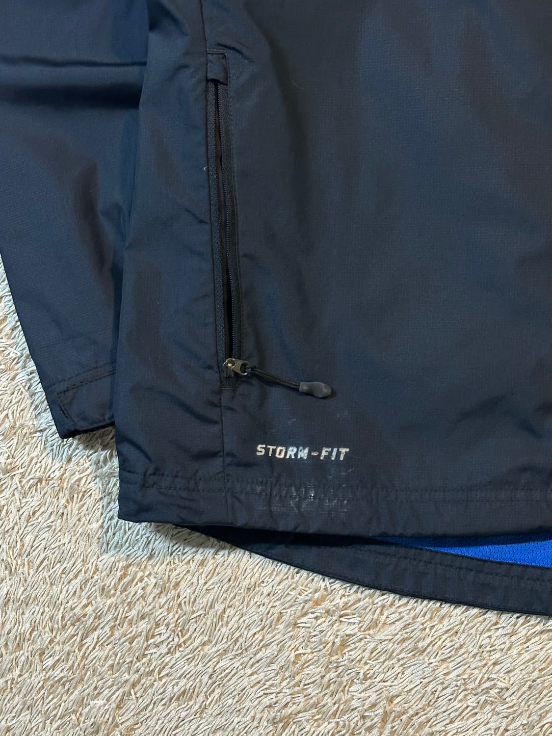 나이키 스톰핏 스우시 배색 바람막이 자켓 상품이미지3