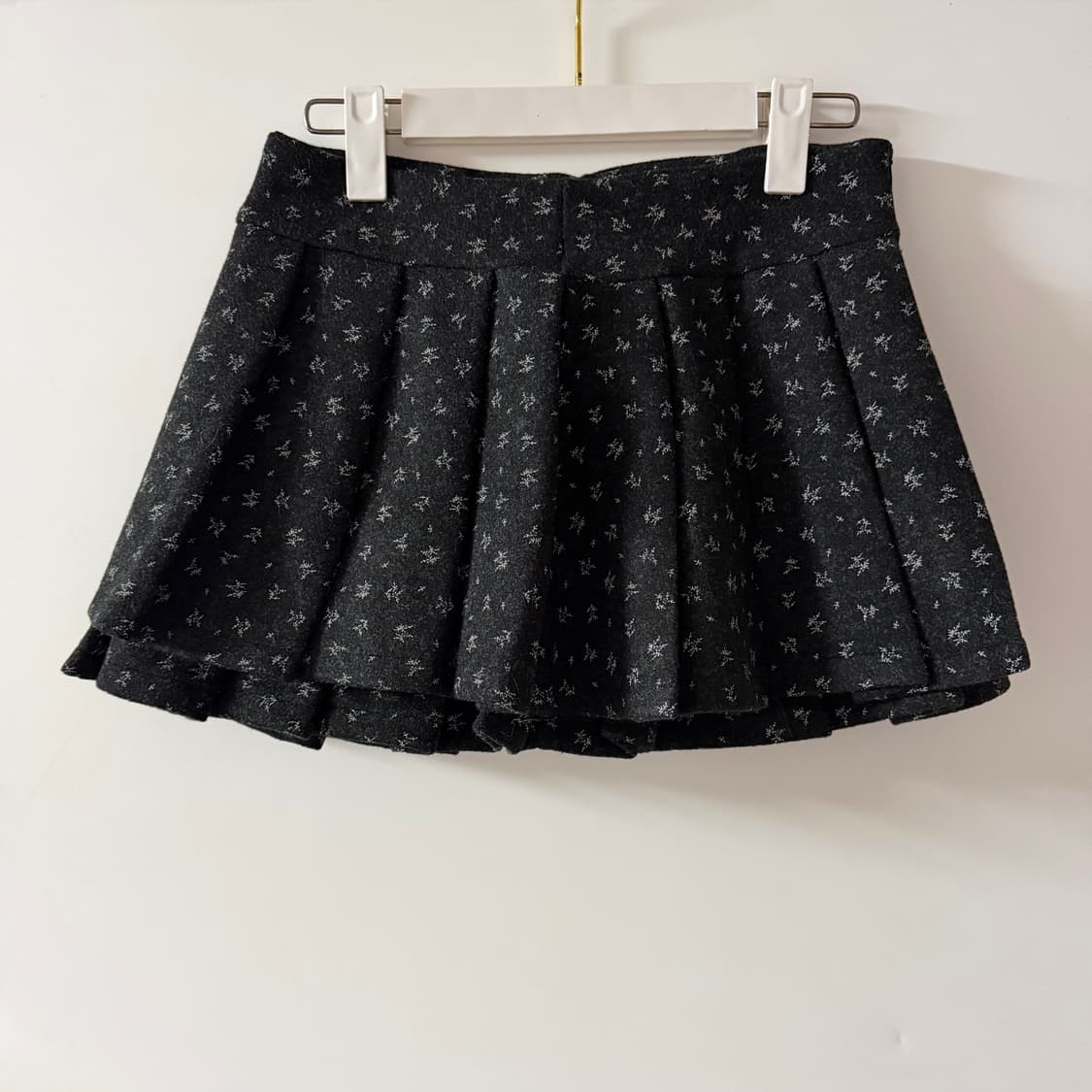 새상품 여자 모직 플리츠 플라워 미니스커트 상품이미지1