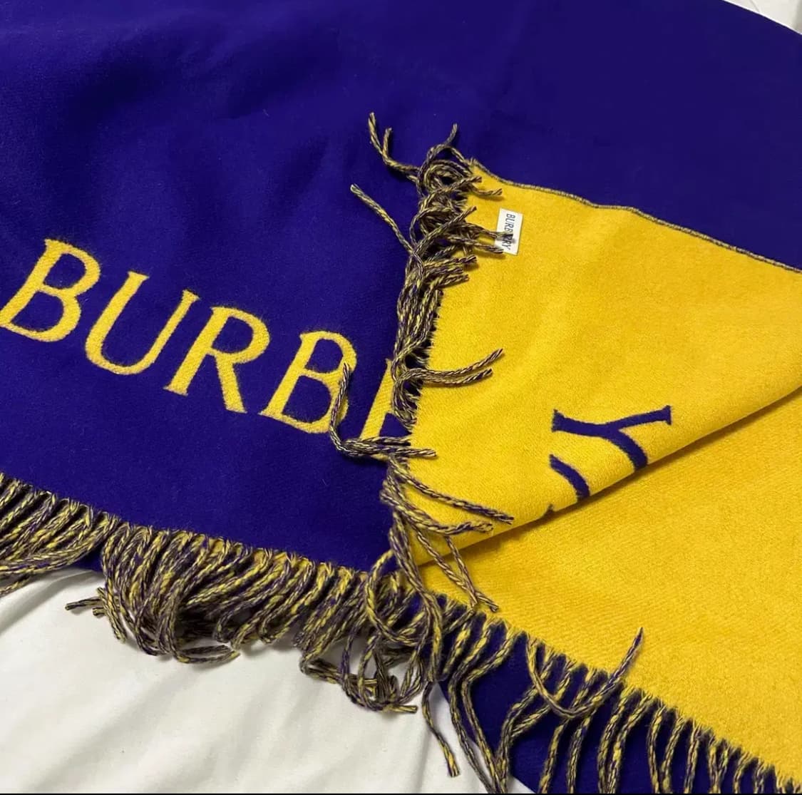 캐시미어100 버버리 양면 머플러 숄  상품이미지3