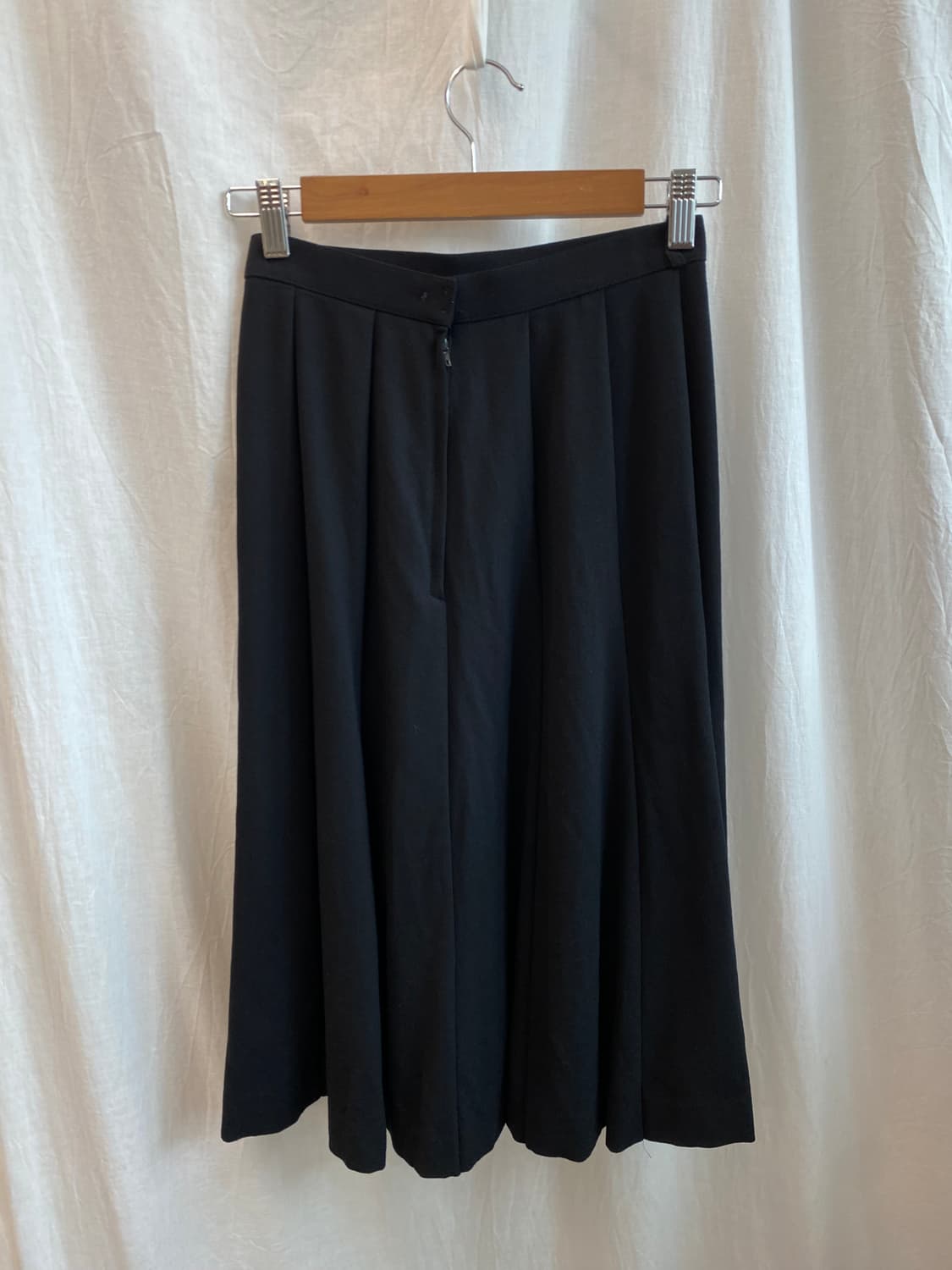 EMMA 블랙울플레어스커트(22) 상품이미지3