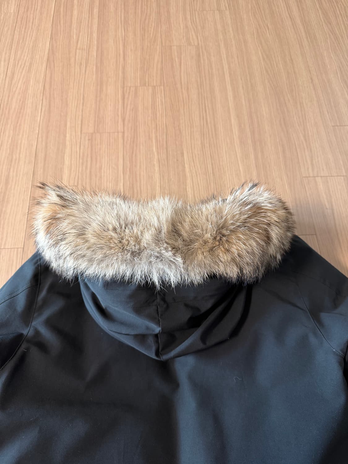 캐나다구스 시타델 블랙 퓨전 M사이즈 판매합니다. 상품이미지4